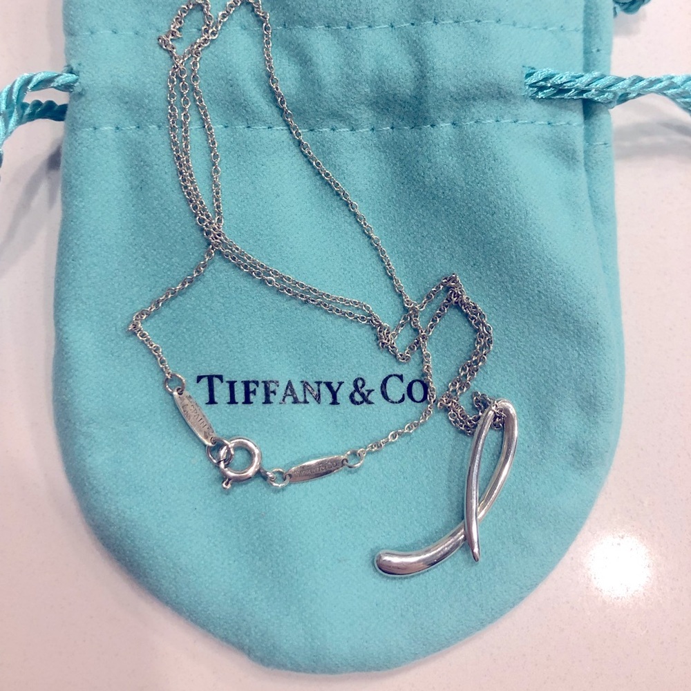 Tiffany & Co. “L” alphabet pendent necklace